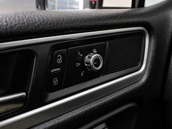 Volkswagen Touareg II с пробегом 2010 года, цена 1 850 000 рублей, 269367 км, внедорожник, Автокод Объявления