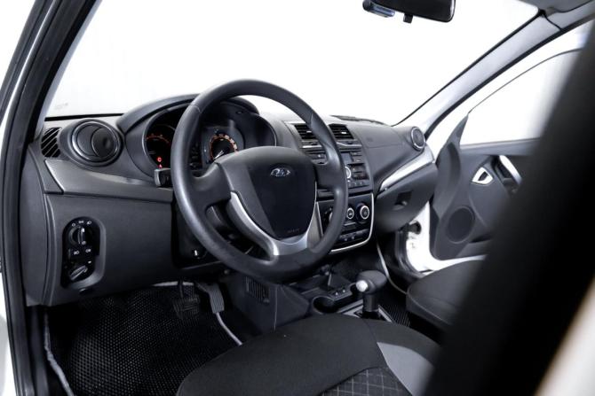 Lada (ВАЗ) Granta I Рестайлинг с пробегом 2019 года, цена 819 000 рублей, 105025 км, седан, Автокод Объявления