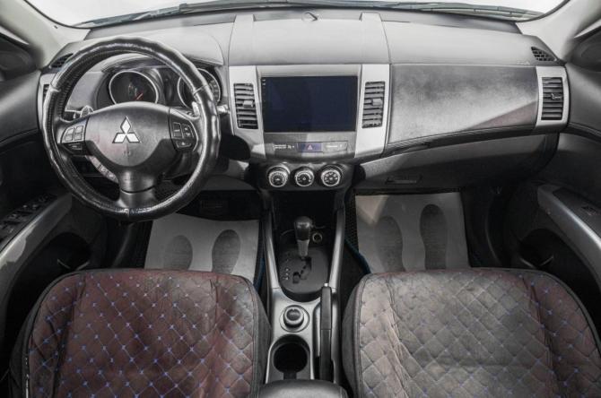 Mitsubishi Outlander II Рестайлинг с пробегом 2010 года, цена 1 409 000 рублей, 200000 км, внедорожник, Автокод Объявления