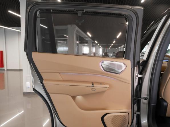 Lynk &amp; Co 900 с пробегом 2026 года, цена 7 750 000 рублей, 30 км, внедорожник, Автокод Объявления