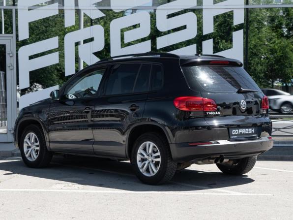 Volkswagen Tiguan I Рестайлинг с пробегом 2014 года, цена 1 279 000 рублей, 216077 км, внедорожник, Автокод Объявления