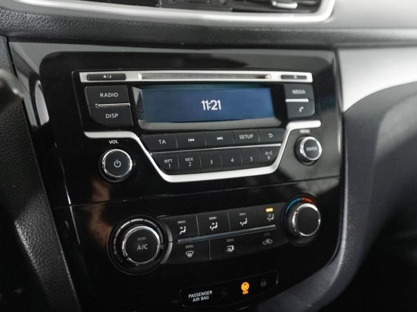 Nissan Qashqai II с пробегом 2015 года, цена 1 650 000 рублей, 80964 км, внедорожник, Автокод Объявления