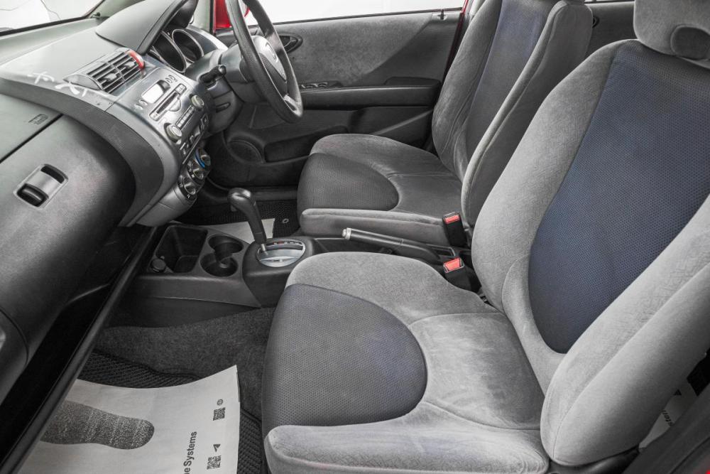 Honda Fit I Барнаул  - изображение 18