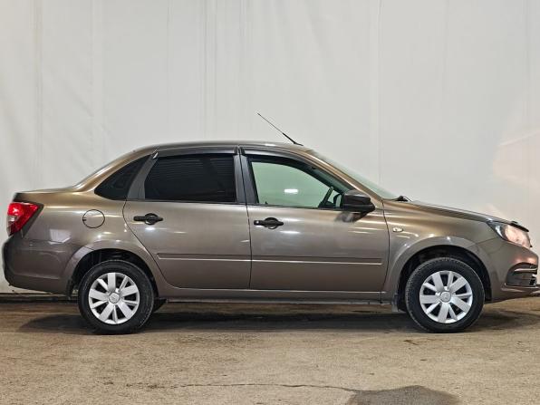 Lada (ВАЗ) Granta I Рестайлинг с пробегом 2019 года, цена 639 000 рублей, 40116 км, седан, Автокод Объявления