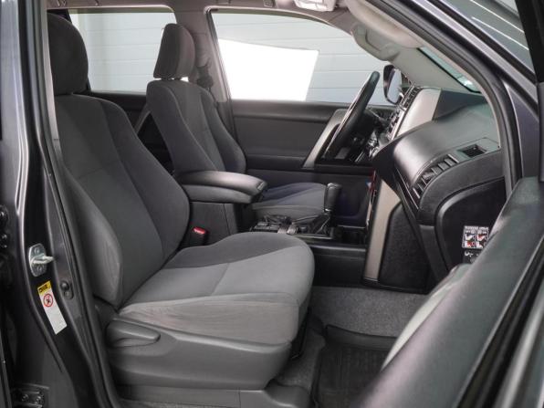Toyota Land Cruiser Prado 150 Series с пробегом 2011 года, цена 2 544 000 рублей, 230493 км, внедорожник, Автокод Объявления