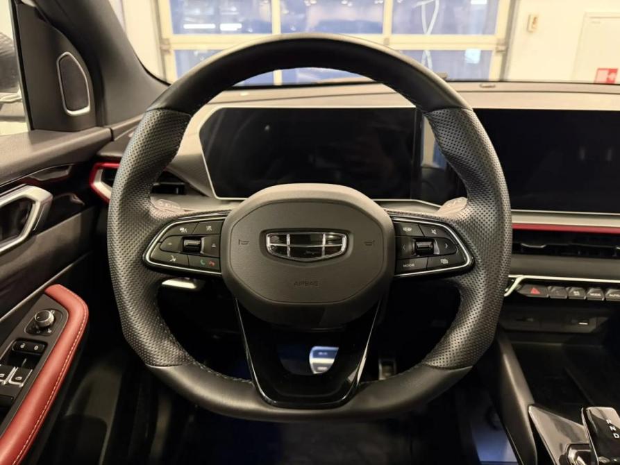 Geely Coolray I Рестайлинг Подольск  - изображение 19