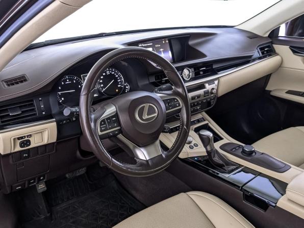 Lexus ES VI Рестайлинг с пробегом 2016 года, цена 2 820 000 рублей, 63533 км, седан, Автокод Объявления