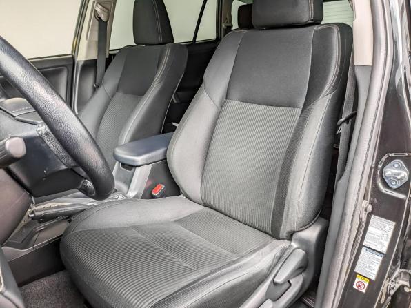 Toyota RAV4 IV (XA40) с пробегом 2015 года, цена 1 825 000 рублей, 214733 км, внедорожник, Автокод Объявления
