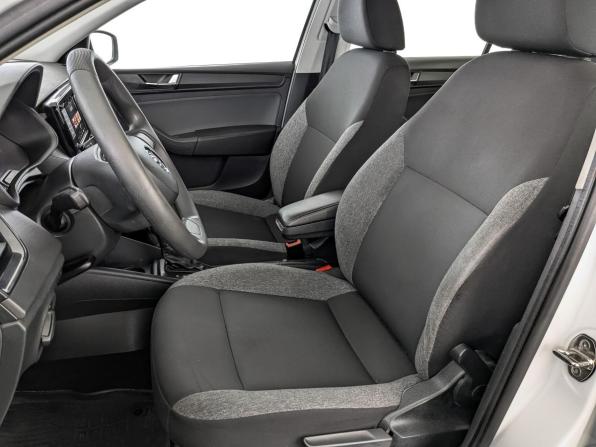 Skoda Rapid II с пробегом 2021 года, цена 1 020 000 рублей, 302011 км, лифтбек, Автокод Объявления