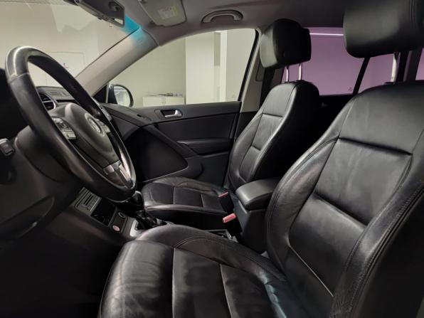 Volkswagen Tiguan I Рестайлинг с пробегом 2013 года, цена 1 212 000 рублей, 246767 км, внедорожник, Автокод Объявления
