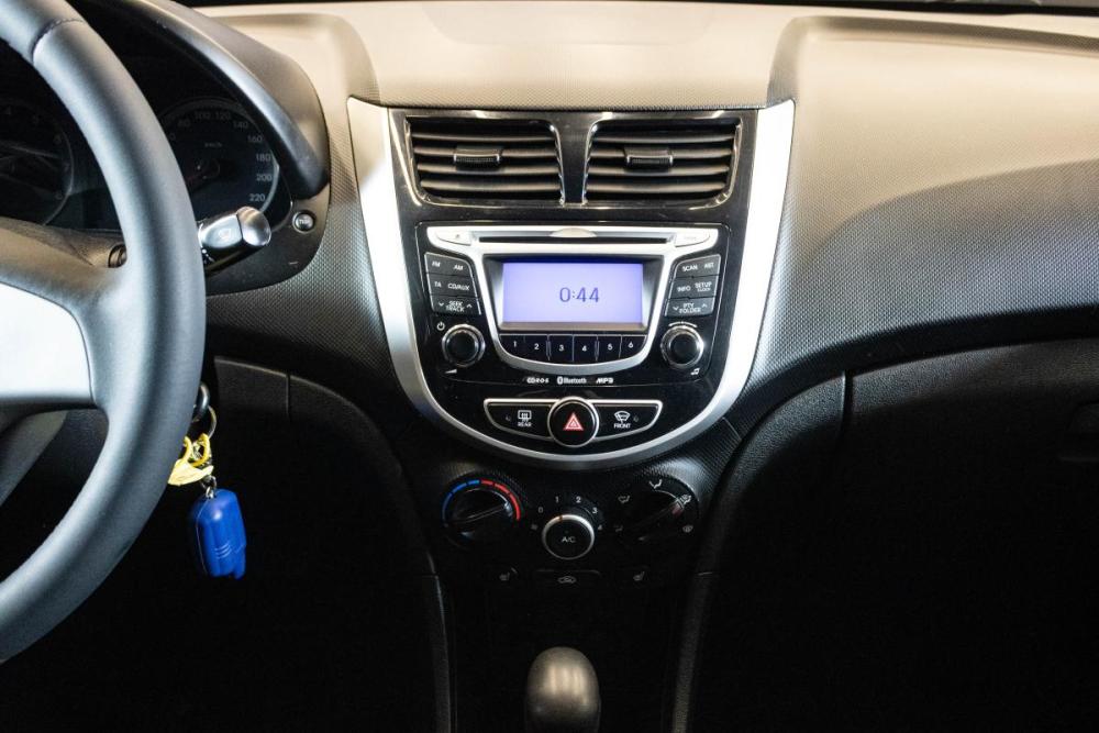 Hyundai Solaris I Уфа  - изображение 7