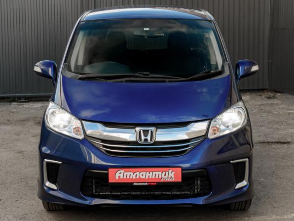 Honda Freed I Рестайлинг 2 с пробегом 2015 года, цена 1 250 000 рублей, 172571 км, компактвэн, Автокод Объявления
