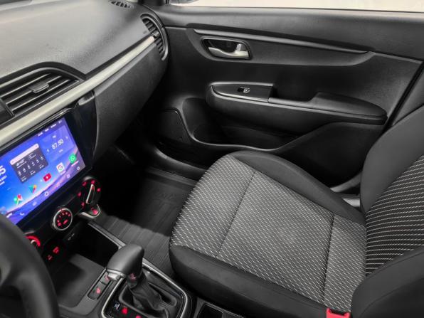 Kia Rio IV с пробегом 2018 года, цена 1 150 000 рублей, 162043 км, хэтчбек, Автокод Объявления