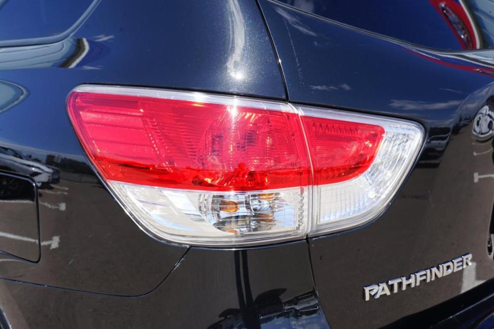 Nissan Pathfinder IV Крым  - изображение 30
