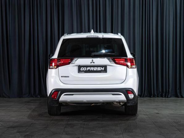 Mitsubishi Outlander III Рестайлинг 2 с пробегом 2018 года, цена 1 869 000 рублей, 164812 км, внедорожник, Автокод Объявления