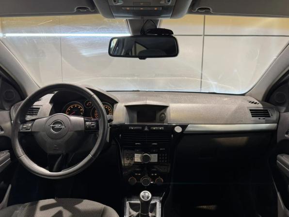 Opel Astra H Рестайлинг с пробегом 2008 года, цена 280 000 рублей, 237000 км, хэтчбек, Автокод Объявления