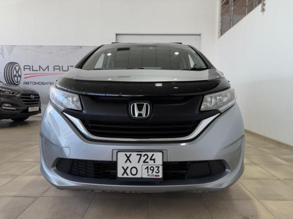 Honda Freed II с пробегом 2019 года, цена 1 600 000 рублей, 134000 км, компактвэн, Автокод Объявления