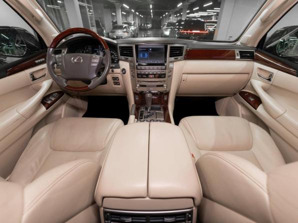 Lexus LX III Рестайлинг с пробегом 2013 года, цена 4 950 000 рублей, 142855 км, внедорожник, Автокод Объявления