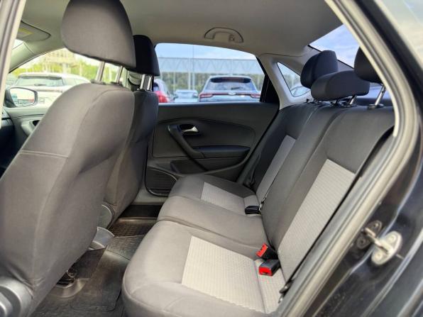 Volkswagen Polo V с пробегом 2013 года, цена 585 000 рублей, 234675 км, седан, Автокод Объявления