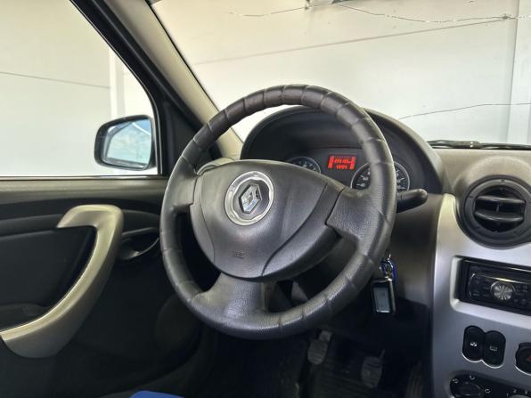 Renault Logan I Рестайлинг с пробегом 2010 года, цена 489 000 рублей, 239195 км, седан, Автокод Объявления
