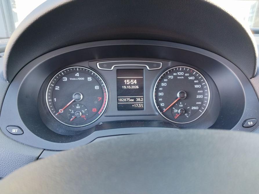 Audi Q3 I (8U) Москва  - изображение 19