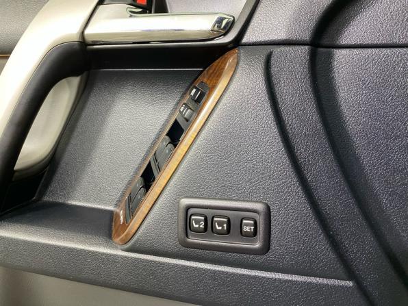 Toyota Land Cruiser Prado 150 Series с пробегом 2010 года, цена 2 369 000 рублей, 362120 км, внедорожник, Автокод Объявления
