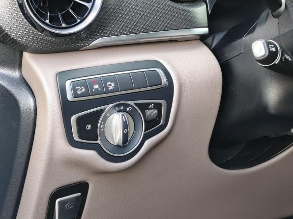 Mercedes-Benz V-Класс III (W447) Рестайлинг с пробегом 2022 года, цена 7 170 000 рублей, 88000 км, минивэн, Автокод Объявления