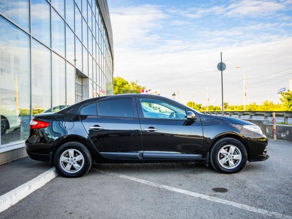 Renault Fluence I Рестайлинг с пробегом 2013 года, цена 798 000 рублей, 201542 км, седан, Автокод Объявления
