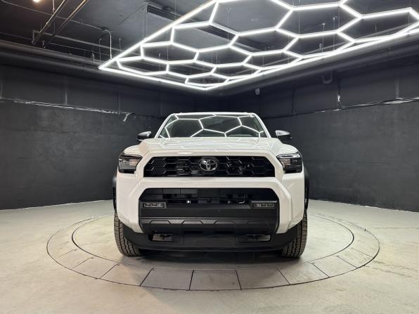 Новый Toyota 4Runner VI 2025 года, цена 9 290 000 рублей, внедорожник, Автокод Объявления