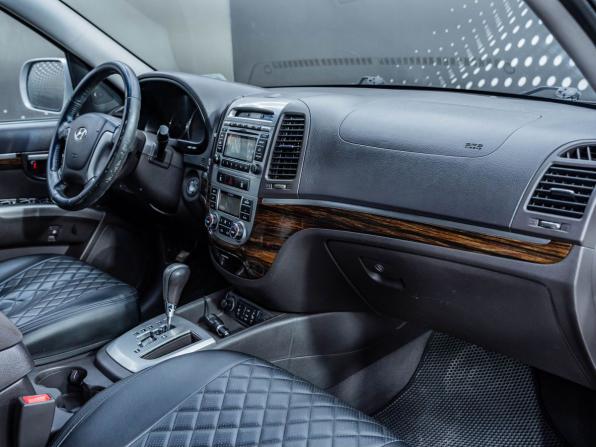 Hyundai Santa Fe II Рестайлинг с пробегом 2010 года, цена 790 000 рублей, 214369 км, внедорожник, Автокод Объявления