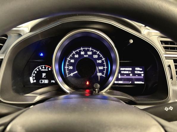Honda Fit III Рестайлинг с пробегом 2018 года, цена 1 300 000 рублей, 68624 км, хэтчбек, Автокод Объявления