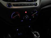 Hyundai Solaris II Санкт-Петербург  - изображение 30
