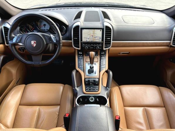Porsche Cayenne II (958) с пробегом 2010 года, цена 2 290 000 рублей, 131542 км, внедорожник, Автокод Объявления