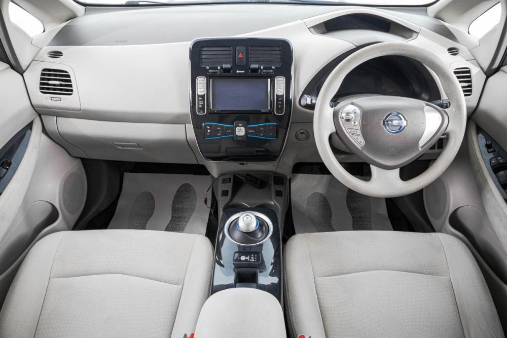 Nissan Leaf I (ZE0/AZE0) Барнаул  - изображение 8