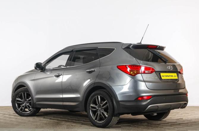 Hyundai Santa Fe III с пробегом 2013 года, цена 1 699 000 рублей, 212946 км, внедорожник, Автокод Объявления