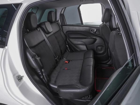 Fiat 500L I Рестайлинг с пробегом 2018 года, цена 1 400 000 рублей, 80039 км, компактвэн, Автокод Объявления