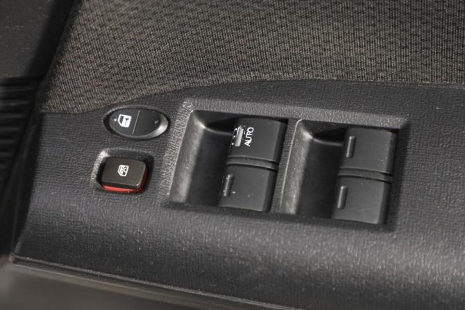 Honda Freed I с пробегом 2010 года, цена 999 000 рублей, 195002 км, компактвэн, Автокод Объявления