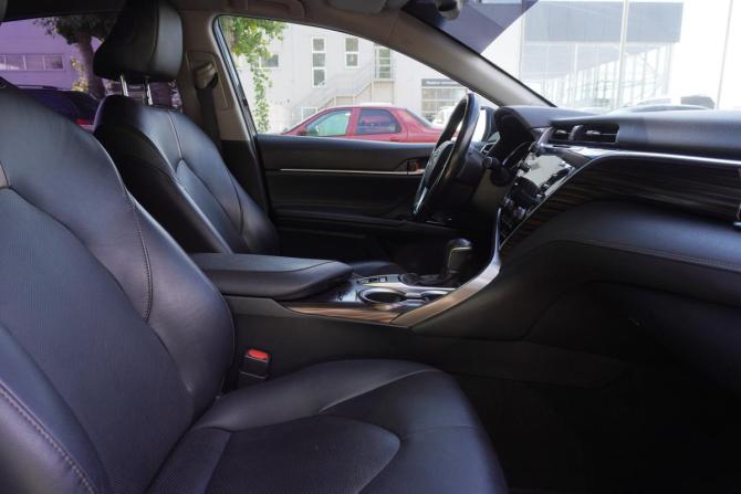 Toyota Camry VIII (XV70) с пробегом 2019 года, цена 2 800 000 рублей, 147088 км, седан, Автокод Объявления