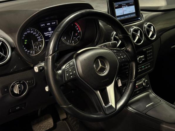 Mercedes-Benz B-Класс II (W246) с пробегом 2013 года, цена 1 270 000 рублей, 114999 км, хэтчбек, Автокод Объявления