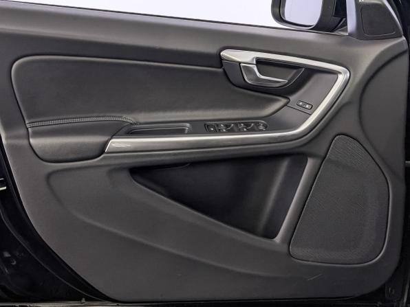 Volvo S60 II Рестайлинг с пробегом 2017 года, цена 2 150 000 рублей, 53376 км, седан, Автокод Объявления