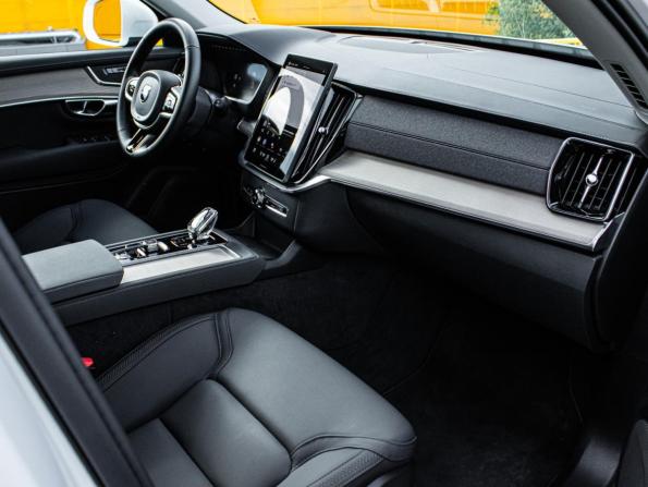 Volvo XC90 II Рестайлинг 2 с пробегом 2025 года, цена 7 600 000 рублей, 11606 км, внедорожник, Автокод Объявления
