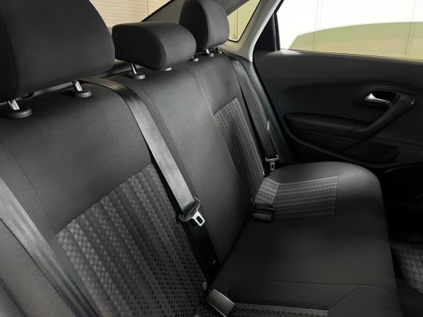 Volkswagen Polo V Рестайлинг с пробегом 2018 года, цена 1 090 000 рублей, 88000 км, седан, Автокод Объявления