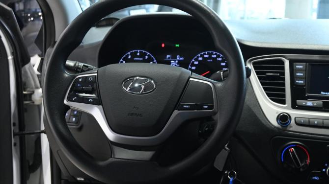 Hyundai Solaris II Рестайлинг с пробегом 2020 года, цена 1 550 000 рублей, 81172 км, седан, Автокод Объявления