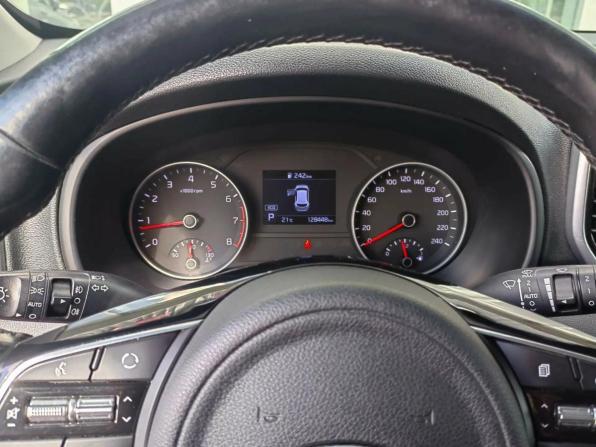 Kia Sportage IV Рестайлинг с пробегом 2021 года, цена 2 620 000 рублей, 128447 км, внедорожник, Автокод Объявления