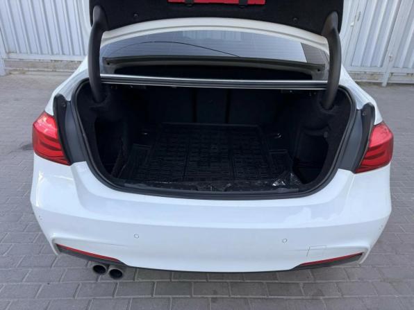 BMW 3 серии VI (F3x) Рестайлинг с пробегом 2017 года, цена 1 729 000 рублей, 257245 км, седан, Автокод Объявления