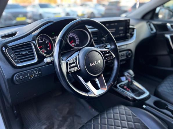 Kia Ceed III Рестайлинг с пробегом 2021 года, цена 1 950 000 рублей, 95000 км, универсал, Автокод Объявления
