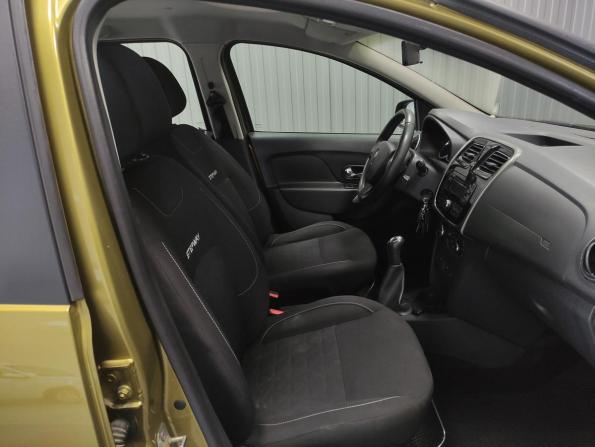 Renault Sandero II с пробегом 2016 года, цена 999 000 рублей, 85233 км, хэтчбек, Автокод Объявления
