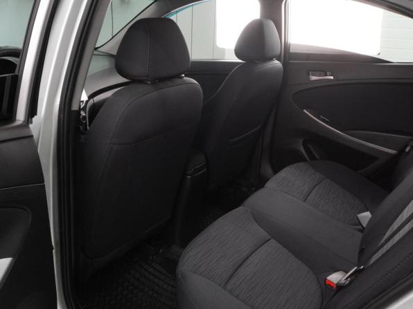 Hyundai Solaris I Рестайлинг с пробегом 2015 года, цена 1 149 000 рублей, 178786 км, седан, Автокод Объявления