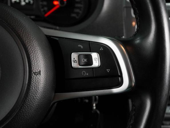 Volkswagen Polo V Рестайлинг с пробегом 2019 года, цена 1 179 000 рублей, 146701 км, седан, Автокод Объявления
