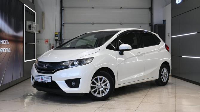 Honda Fit III с пробегом 2014 года, цена 1 295 000 рублей, 90960 км, хэтчбек, Автокод Объявления